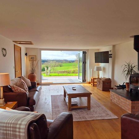 Poplars Cottage อัสค์ ภายนอก รูปภาพ